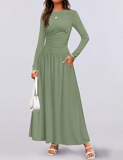Round Neck Pleated Pocket Slim Fit Long Sleeve Knit Dress