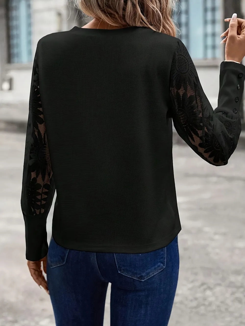 Solid color long sleeved embroidered lace patchwork waffle round neck top