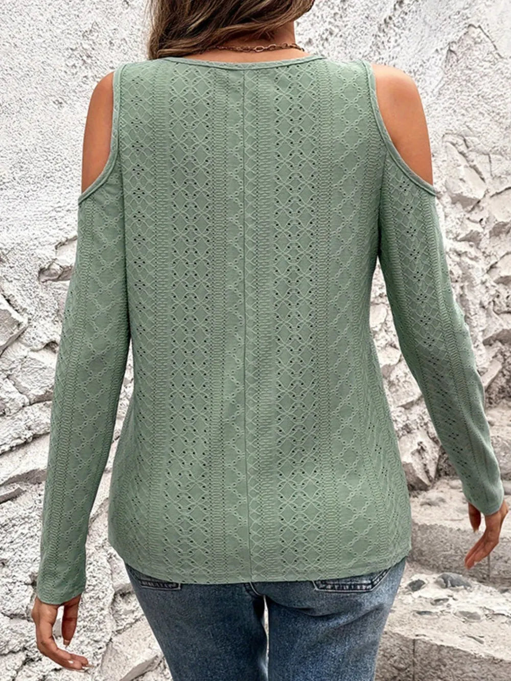 Hollowed out V-neck off shoulder long sleeved top