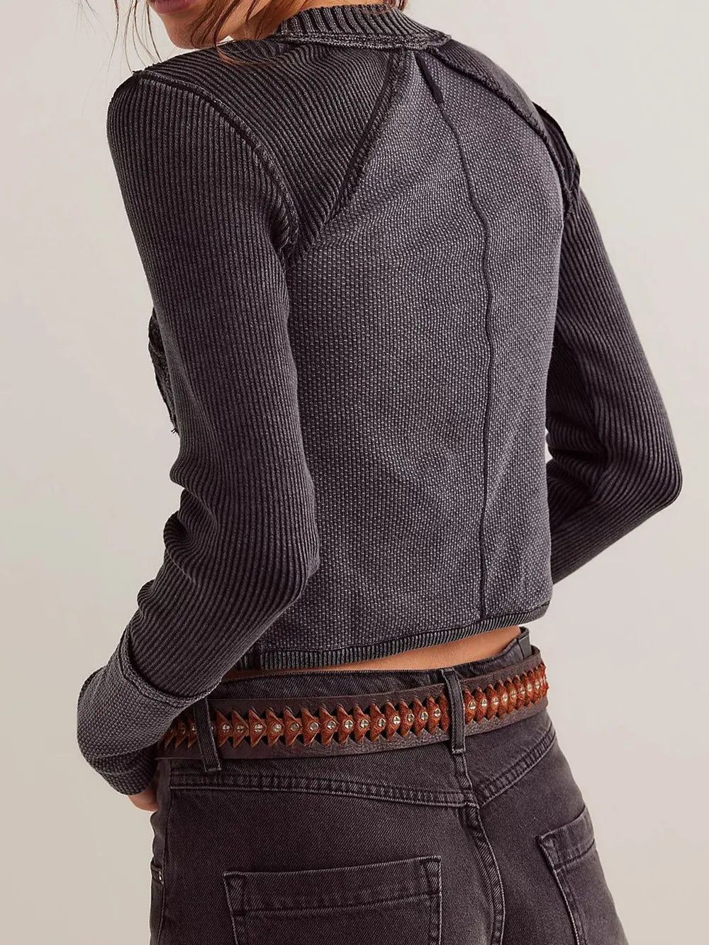 Wool cardigan with button embroidery knit shirt