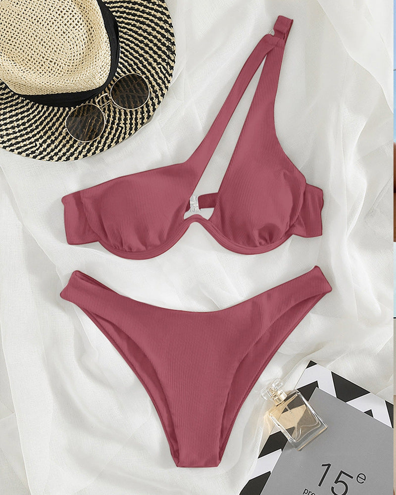 Sexy Triangle Split Swimsuit Solid Color One Shoulder Underwire Bikini