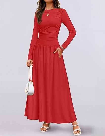 Round Neck Pleated Pocket Slim Fit Long Sleeve Knit Dress