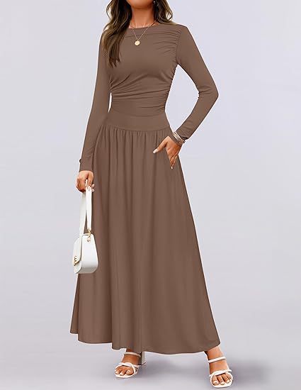 Round Neck Pleated Pocket Slim Fit Long Sleeve Knit Dress